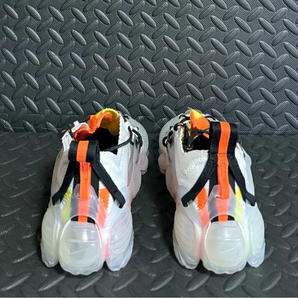 Nike ISPA Link Axis White Orange Shoes Size 4XS (Mens Sz 5-6 Womens Sz‎ 6.5-7.5)